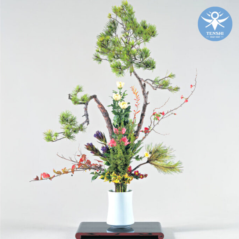 IKEBANA: NGHỆ THUẬT CẮM HOA TRUYỀN THỐNG CỦA NHẬT BẢN